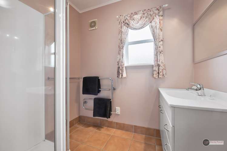 130 Wainuiomata Road Wainuiomata_12