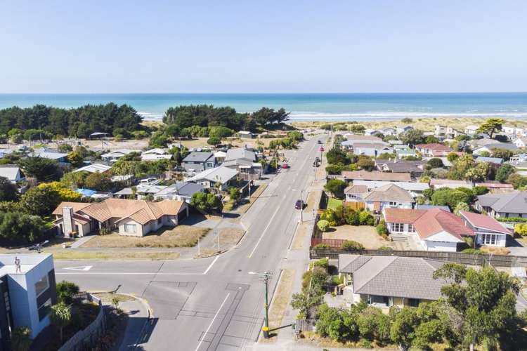 37 Beach Road North New Brighton_13