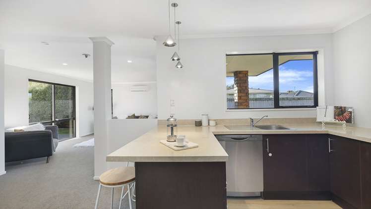 42 George Street Rolleston_7