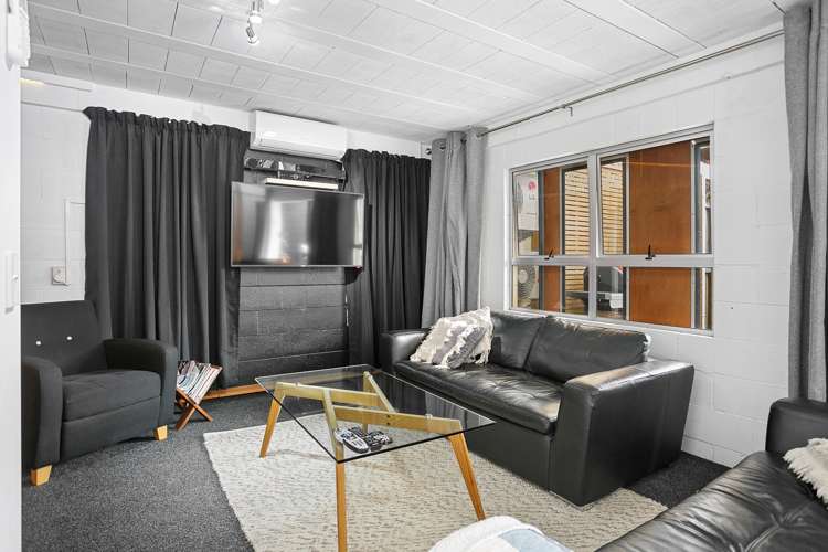 1 Ruskin Place Leamington_23