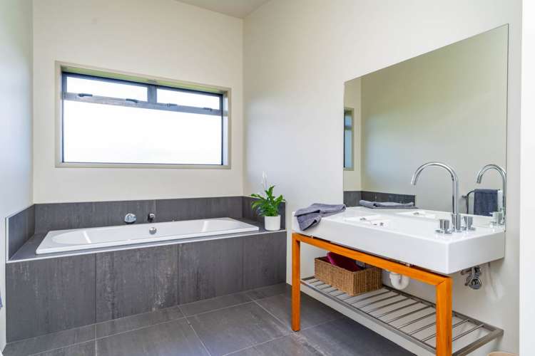 39a Cemetery Road Te Arai_12