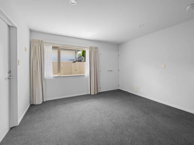 2/19 Tancred Street Ashburton_8