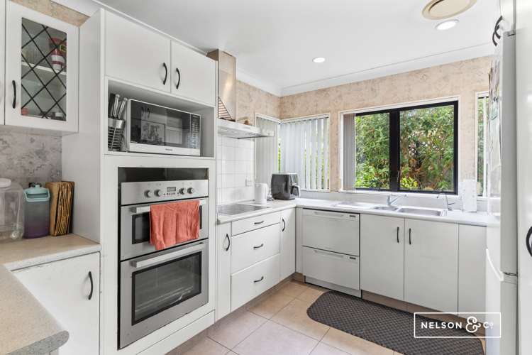 10 Silkwood Grove Totara Heights_5