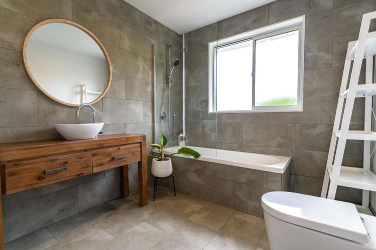 28 Wrights Road Raglan_16