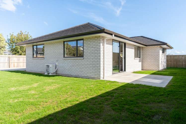 37 Rhodes Street Carterton_14