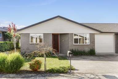 41/4 Greystone Place_1