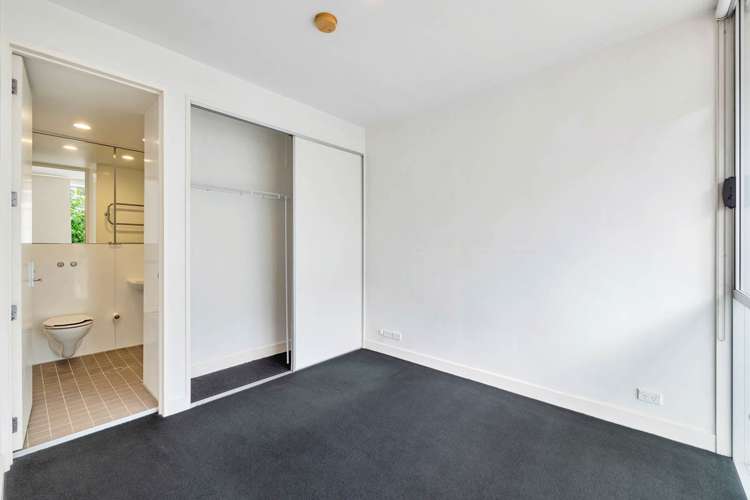 18n Fisher-Point Drive Auckland Central_9