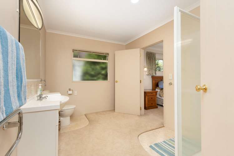 5b Carol Place Otumoetai_9