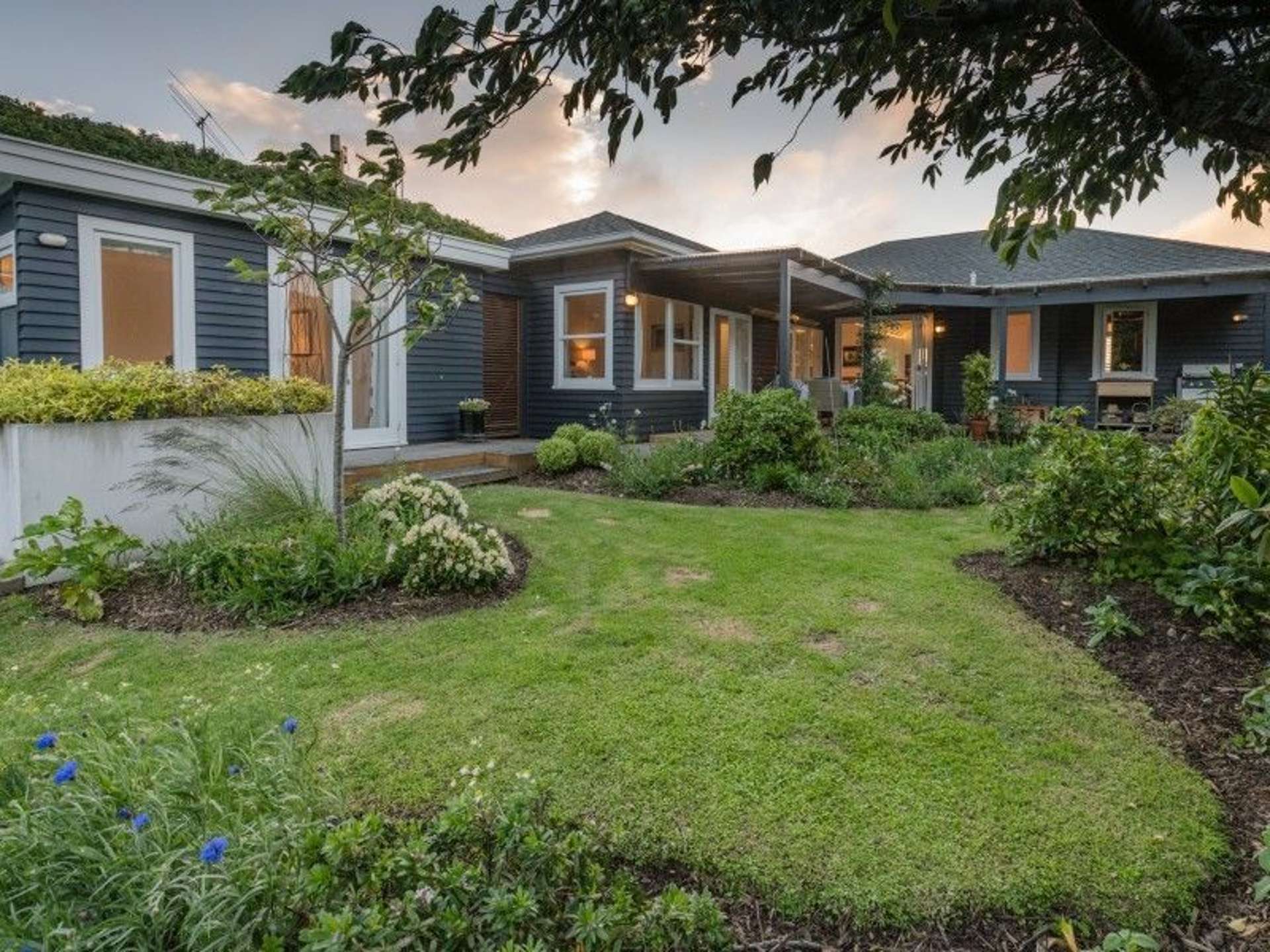 164 Rosetta Road Raumati South Kapiti Coast Houses for Sale One