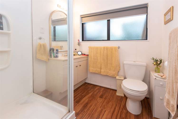 18 Tanglewood Place Cockle Bay_21