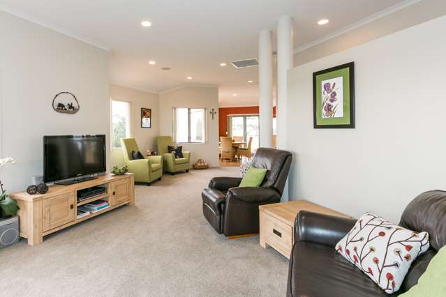 37a The Esplanade Westshore_2