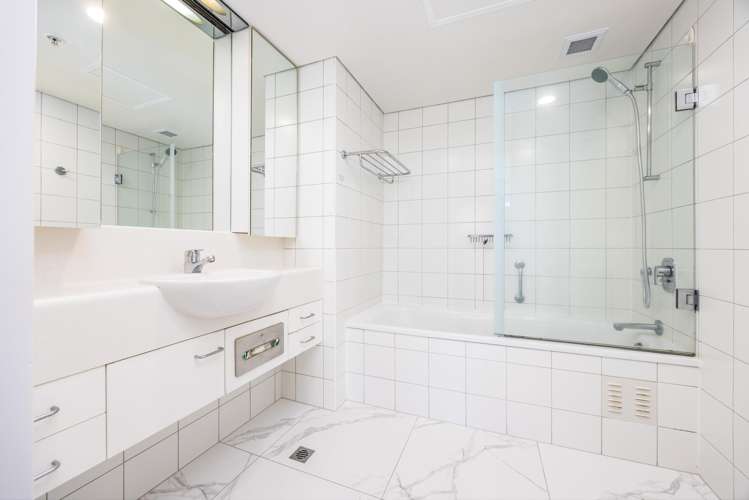 9-17 Byron Avenue Takapuna_9