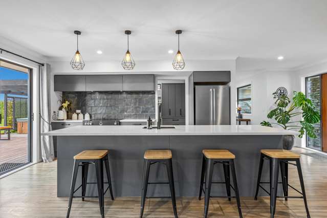 28 Landsborough Drive Darfield_1