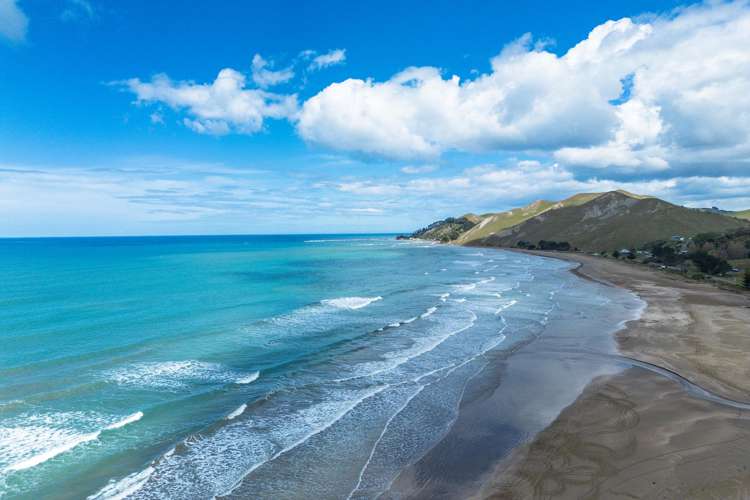 44 Punawaitai Road Omakere_10