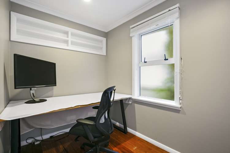 28 Raroa Terrace Tawa_13