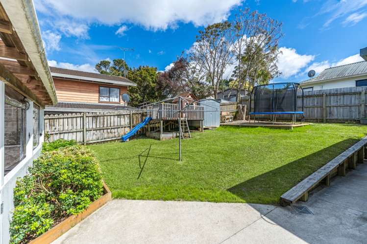 50 Athena Drive Totara Vale_17