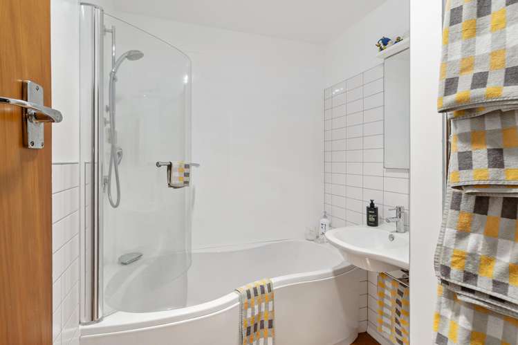 43A Maltby Avenue West End_14