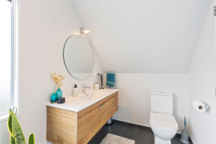 5 Tamati Place Merrilands_18