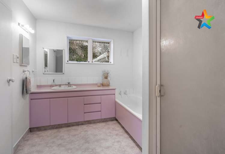 7 Elm Crescent Gladstone_11