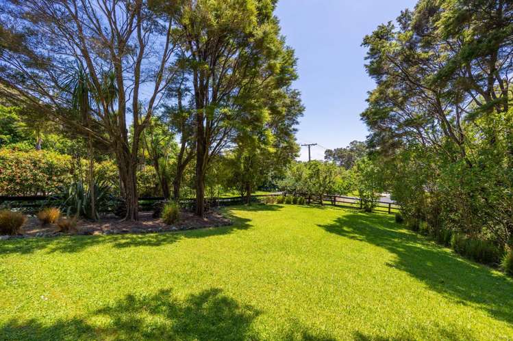 64 Ridge Road Mahurangi East_40