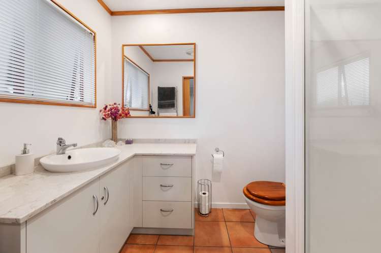 8 Forest Place Lynmore_16