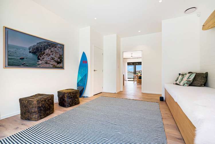 1 Waimaki Way Gulf Harbour_22