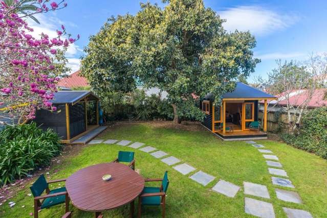 8 Duders Avenue Devonport_1