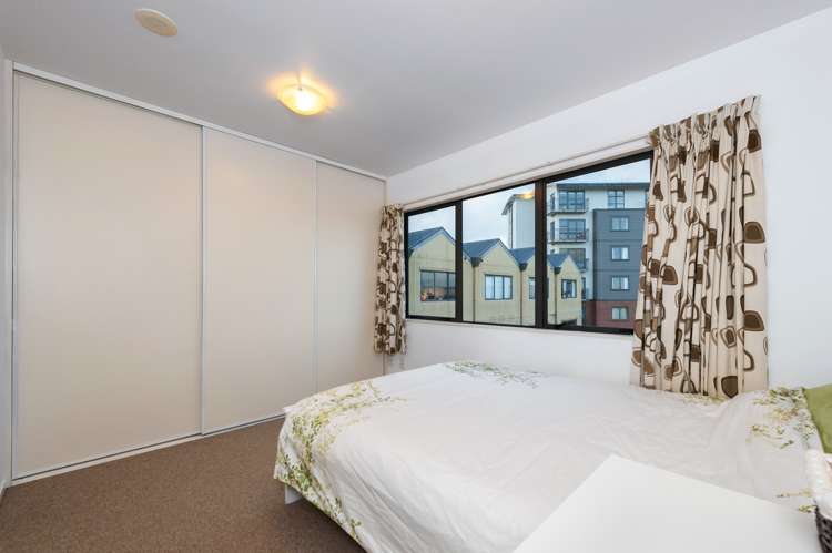 9/12 Crown Lynn Place New Lynn_16