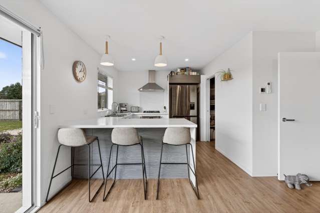 54 Graeme Foote Street Darfield_3