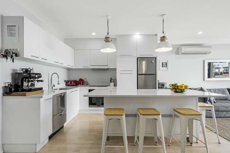 504/30 Beach Road Auckland Central_3