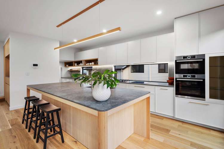 17 Tupa Street Long Bay_12