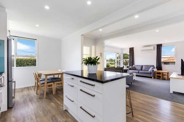 9 Laxon Avenue Otara_2