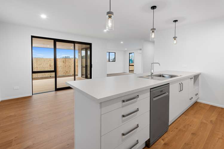 14 Cascade Crescent Tikipunga_6