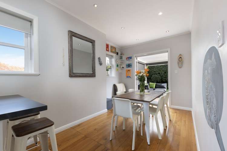 4 Tansley Avenue Epsom_11