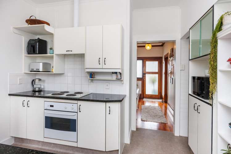 25 Argyle Avenue Takaro_7