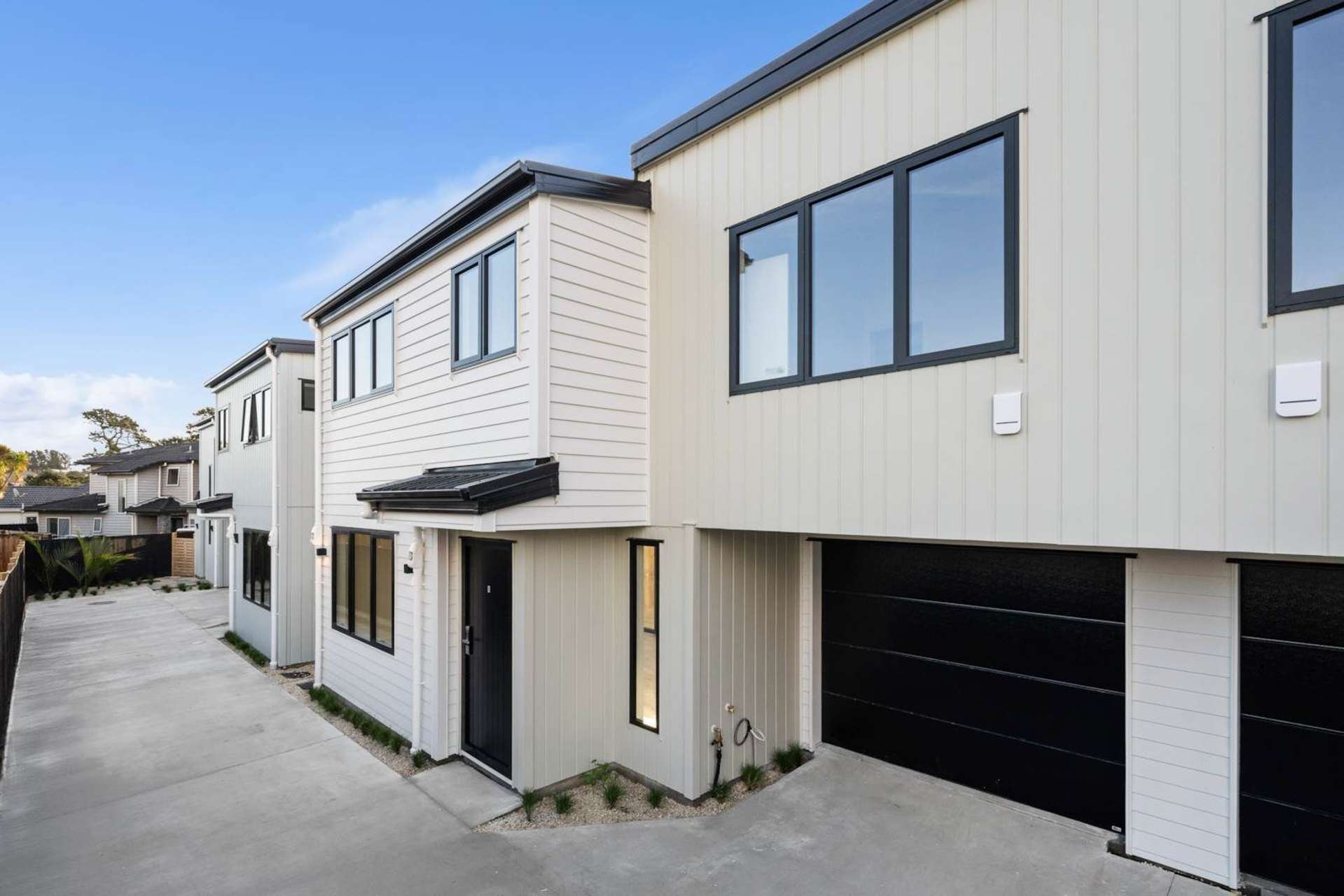 121C Vodanovich Road Te Atatu South_0