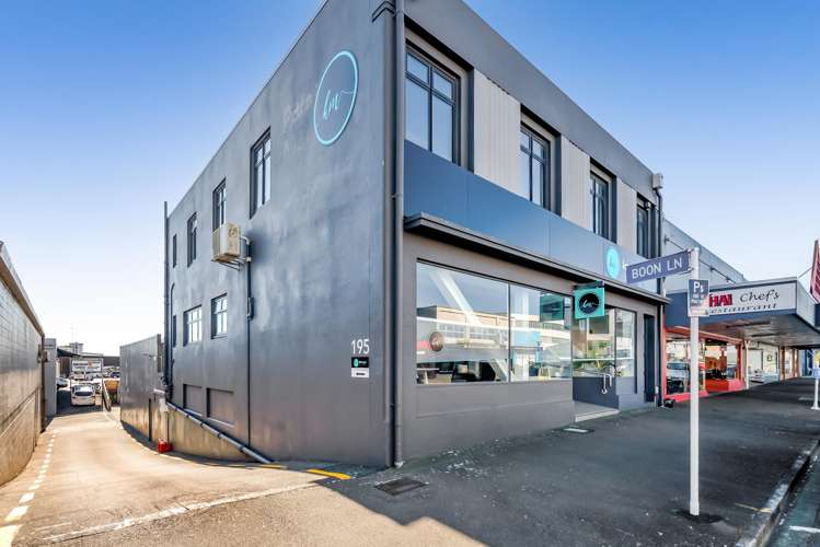 195 Devon Street East New Plymouth_16