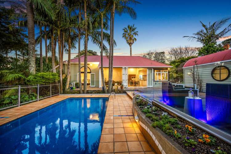 1A Summit Drive Mt Albert_13
