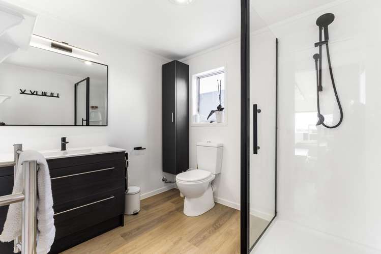 2 Stredwick Drive Torbay_25