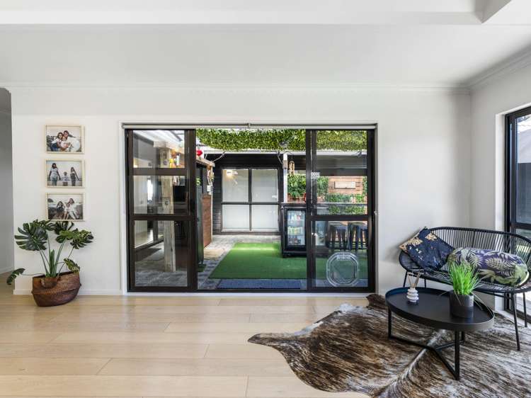 24 Charles Prevost Drive The Gardens_5