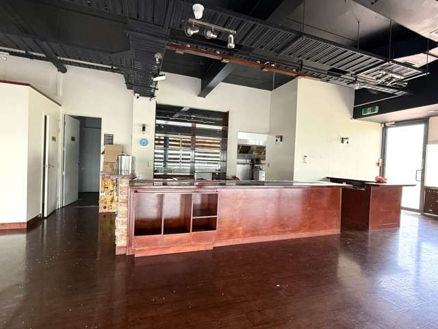 Unit E2/4 Orbit Drive Rosedale_2