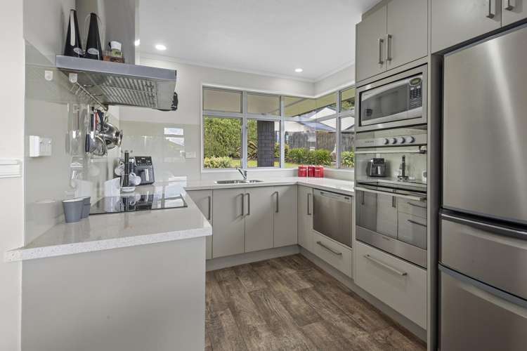 6 County Lane Te Kamo_2