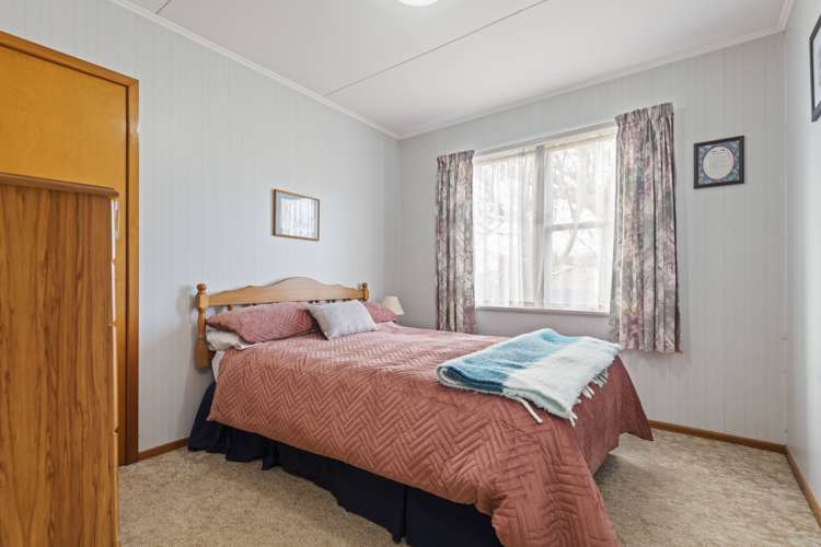 10 Ellesmere Crescent Highbury_9