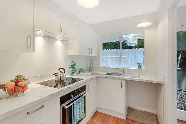 4/98 Birkdale Road Birkdale_4