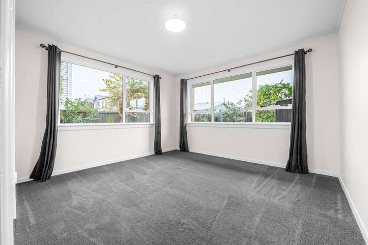 1/81A Carrington Avenue Silverdale_7