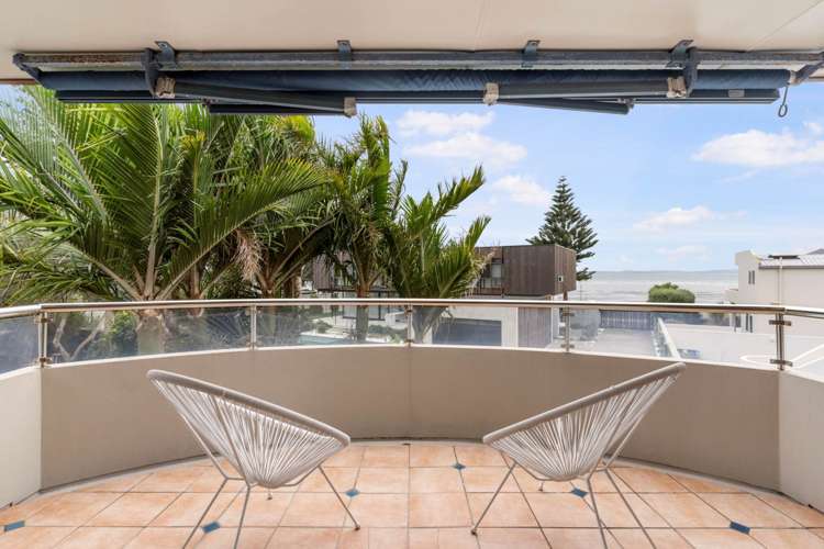 2/4 Rogers Avenue Eastern Beach_23