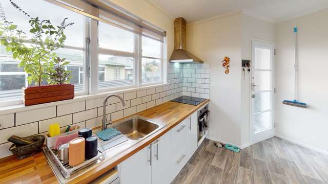 41 Seaforth Avenue Milson_1