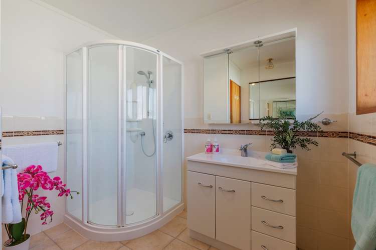 1/6 Dallinghoe Crescent Milford_14