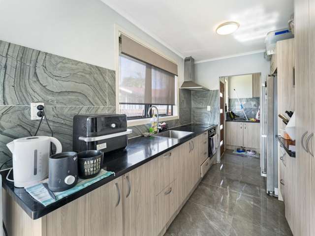 56 Ashlynne Avenue Papatoetoe_4