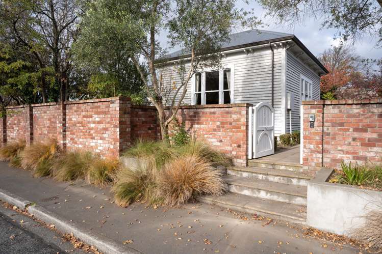 8 Aikmans Road Merivale_30